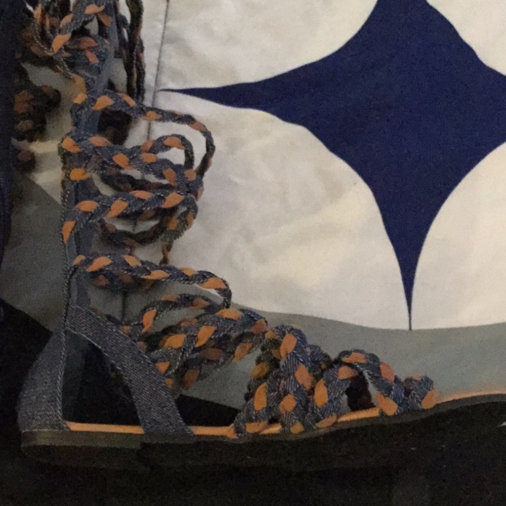 Jean strap sandals